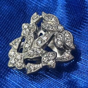 1920 vintage fur clip